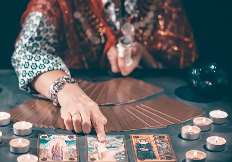 Deep Soulmate Tarot Reading for Conscious Couples
